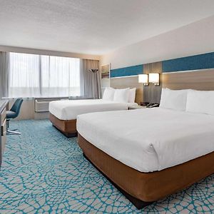 Standard Queen Room Two Queen Beds Bath or Shower